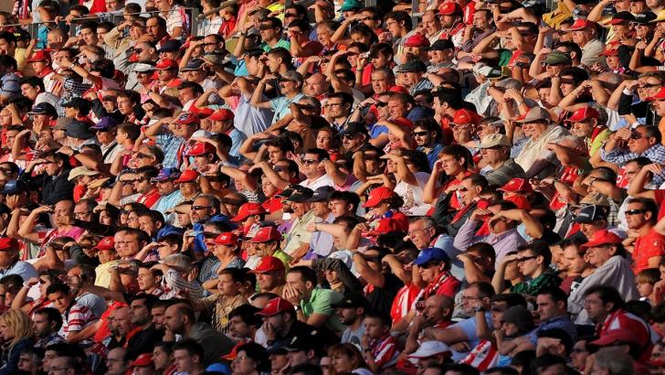 Almeria football fans